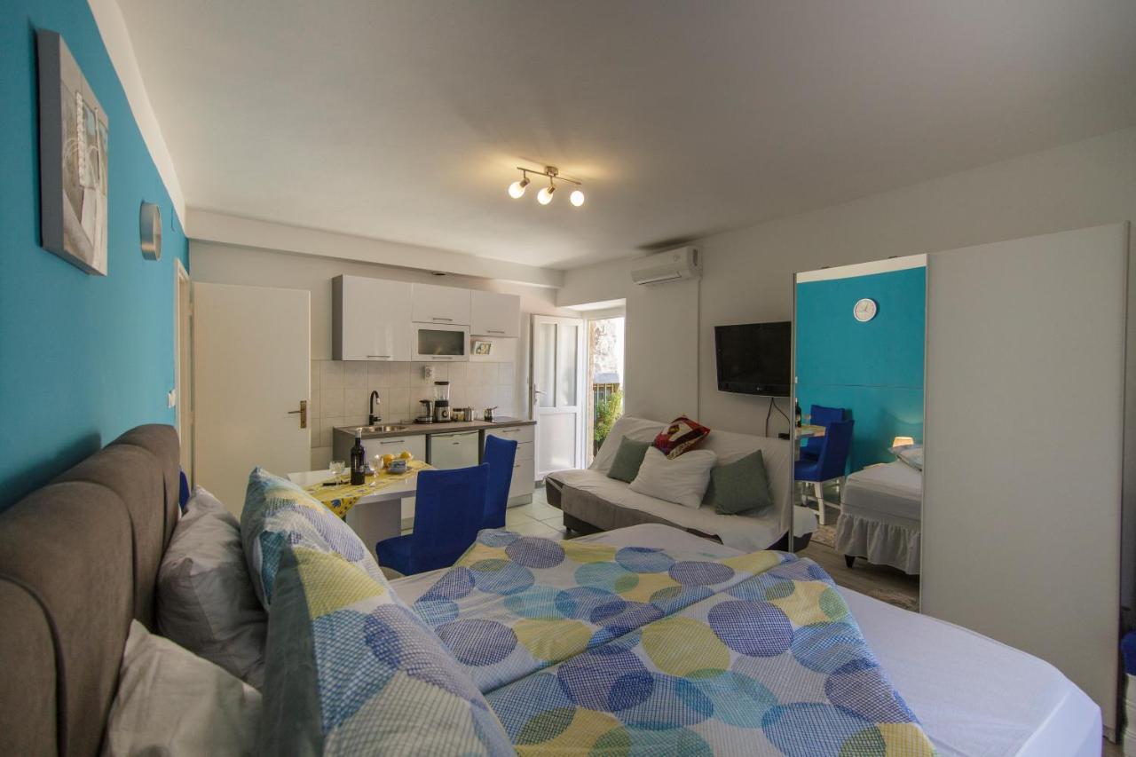 Apartment Filomena In The Center Komiza Luaran gambar